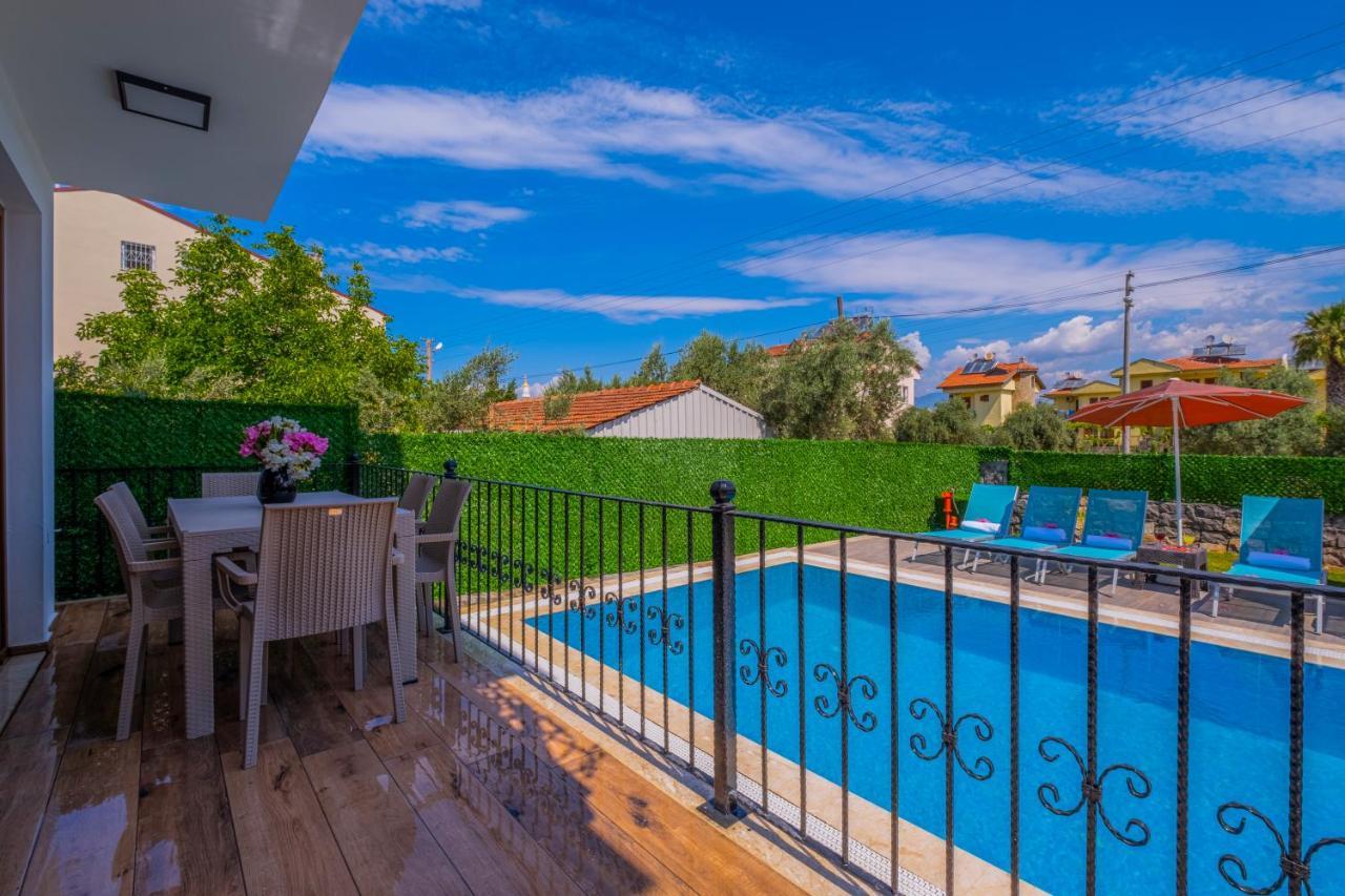Infinity Myra Villa フェティエ エクステリア 写真